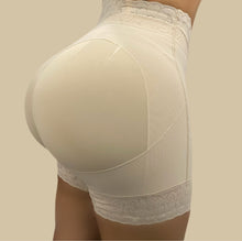 Load image into Gallery viewer, Diamante Seamless Faja Shorts