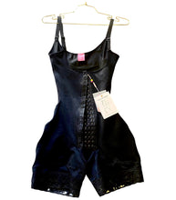 Load image into Gallery viewer, "RELOJ DE ARENA" /HOURGLASS Mermaid (Custom) BLACK THIN STRAPS- Stage 2