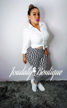 Load image into Gallery viewer, Jaynella white Shirt
