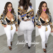 Load image into Gallery viewer, Anastasia White Jeans
