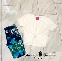 Load image into Gallery viewer, JB Soft High waisted Biker Shorts
